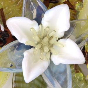 Ghost Cluster Flower Sculpture